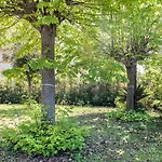 Apartment Trilocale Con Ampio Giardino A 100mt Dal Mare, - M359