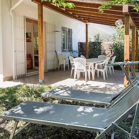 아파트 Trilocale Con Ampio Giardino A 100mt Dal Mare, - M359 *